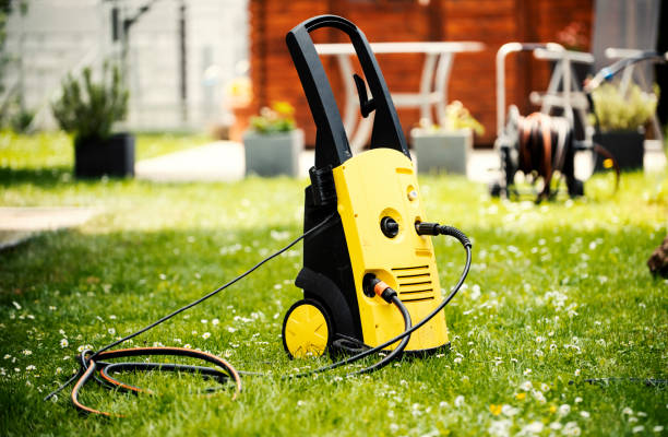 Best Driveway Pressure Washing  in Ely, IA